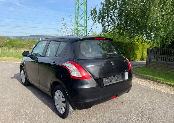 Suzuki Swift cena 16900 przebieg: 140000, rok produkcji 2011 z Reda małe 154